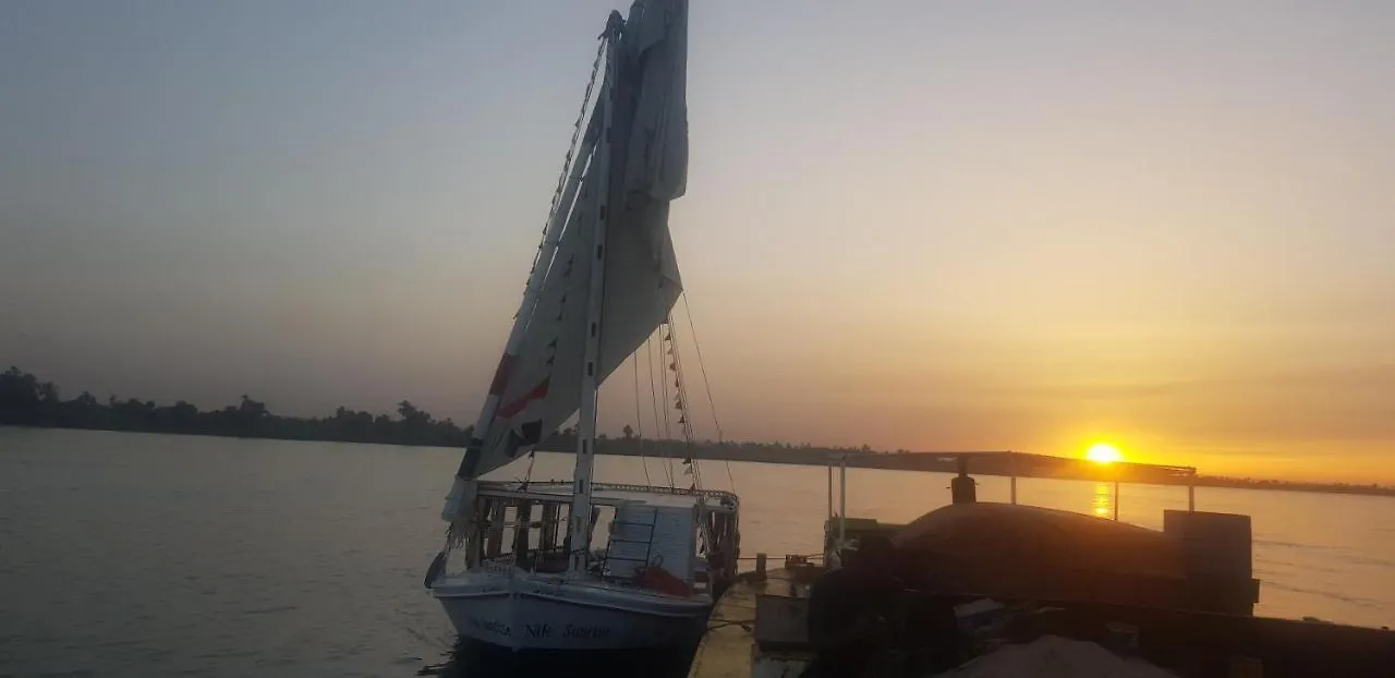 Nile Sunrise Felucca Boat Private Rental Luxor 0*,  Egyiptom