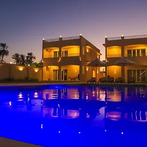 Royal Nile - Pool View 2 Louxor